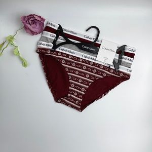 NWT Calvin Klein 3pc Bikini Panty Set